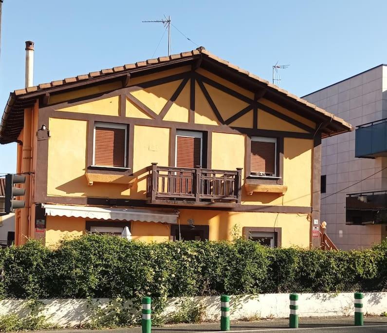 Apartamento Preciosa Casa Bi-Familiar Al Lado De Donosti. Irun Exterior foto