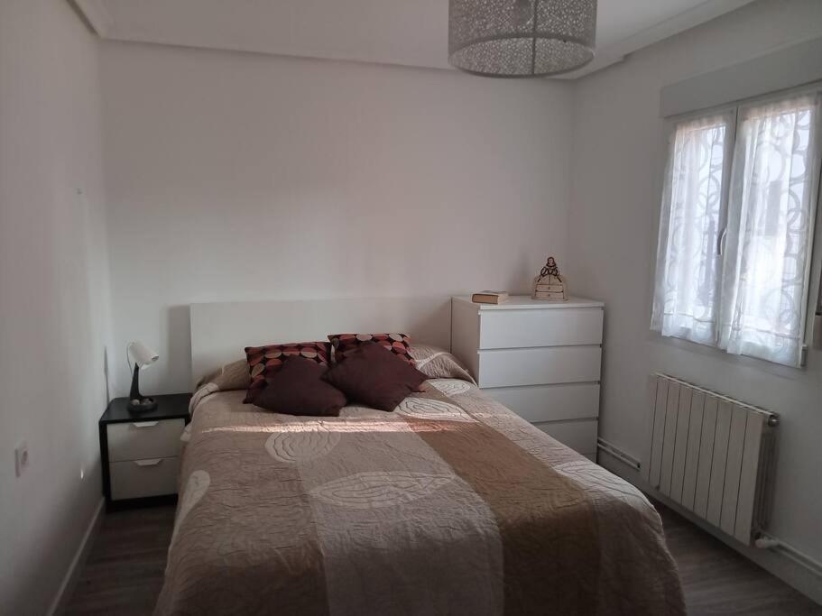 Apartamento Preciosa Casa Bi-Familiar Al Lado De Donosti. Irun Exterior foto